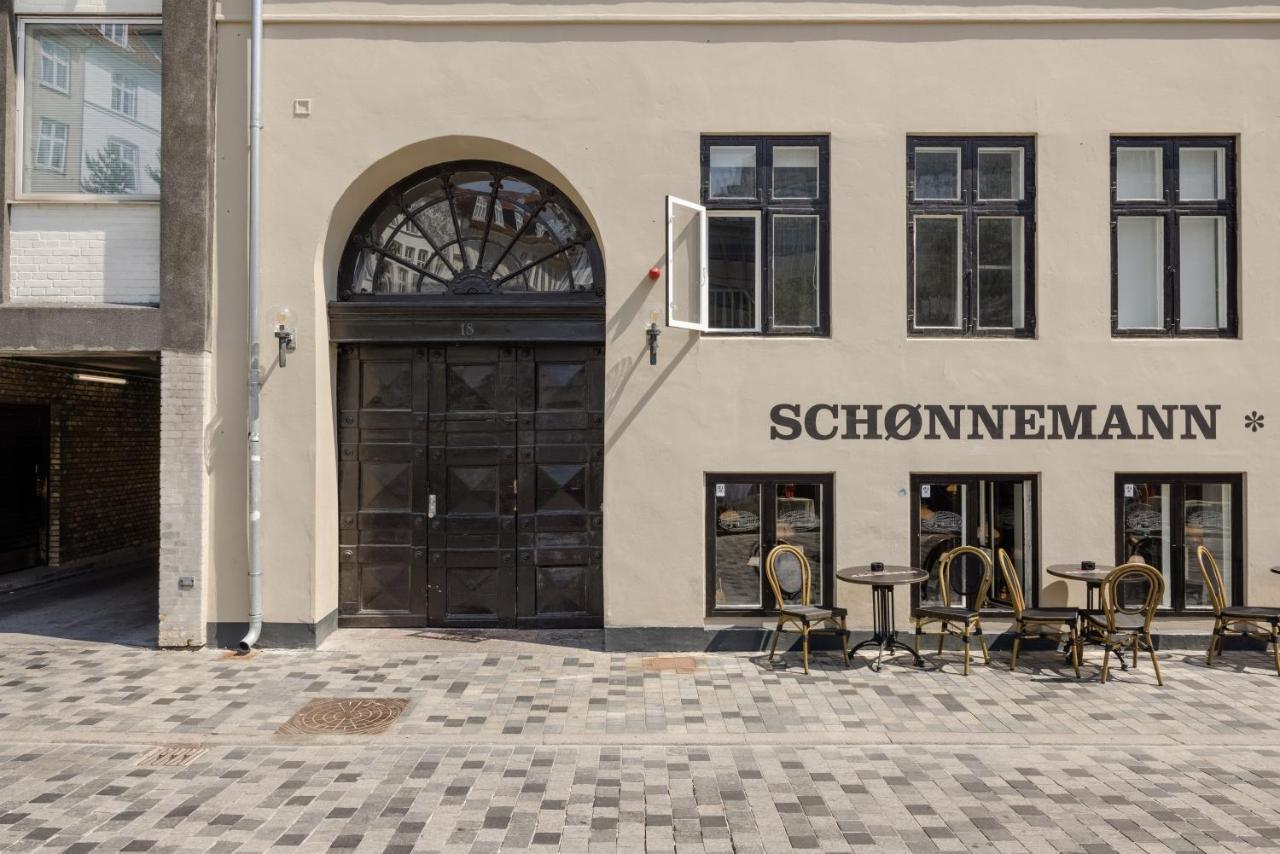 Large 4 Bedroom With Balcony & Bathtub In Cph * Copenhagen