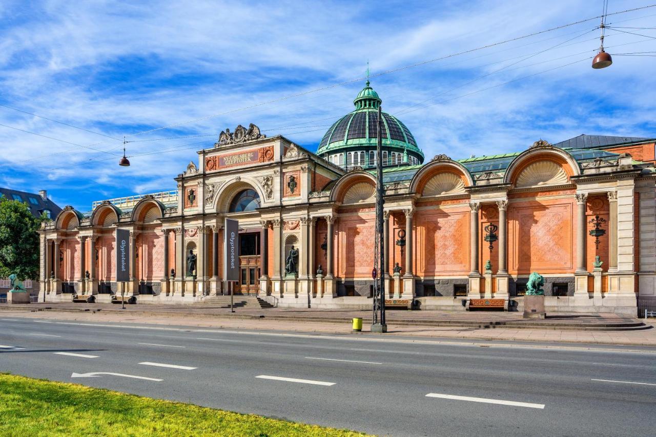 Large 4 Bedroom With Balcony & Bathtub In Cph *