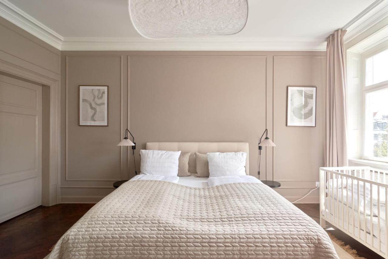 Large 4 Bedroom With Balcony & Bathtub In Cph Apartment *