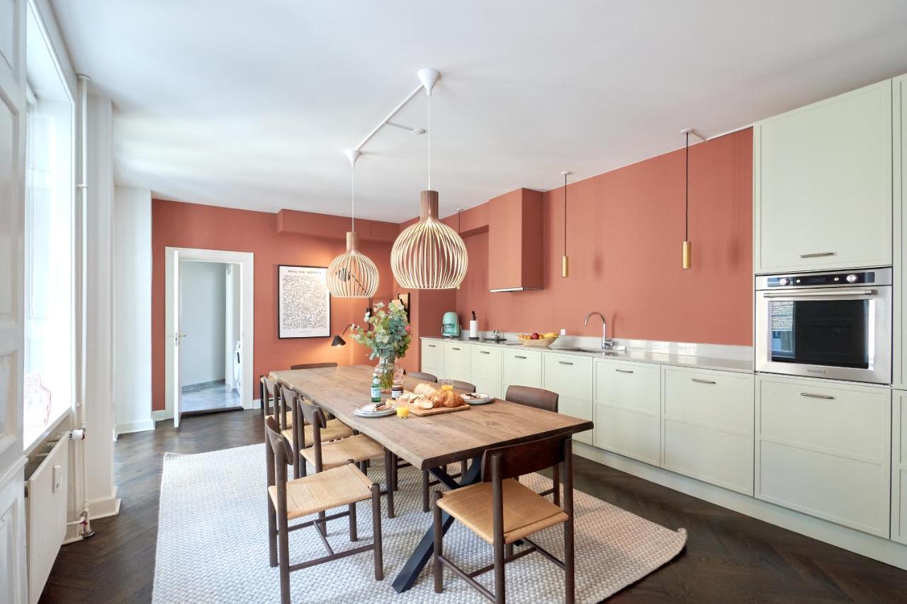 Large 4 Bedroom With Balcony & Bathtub In Cph